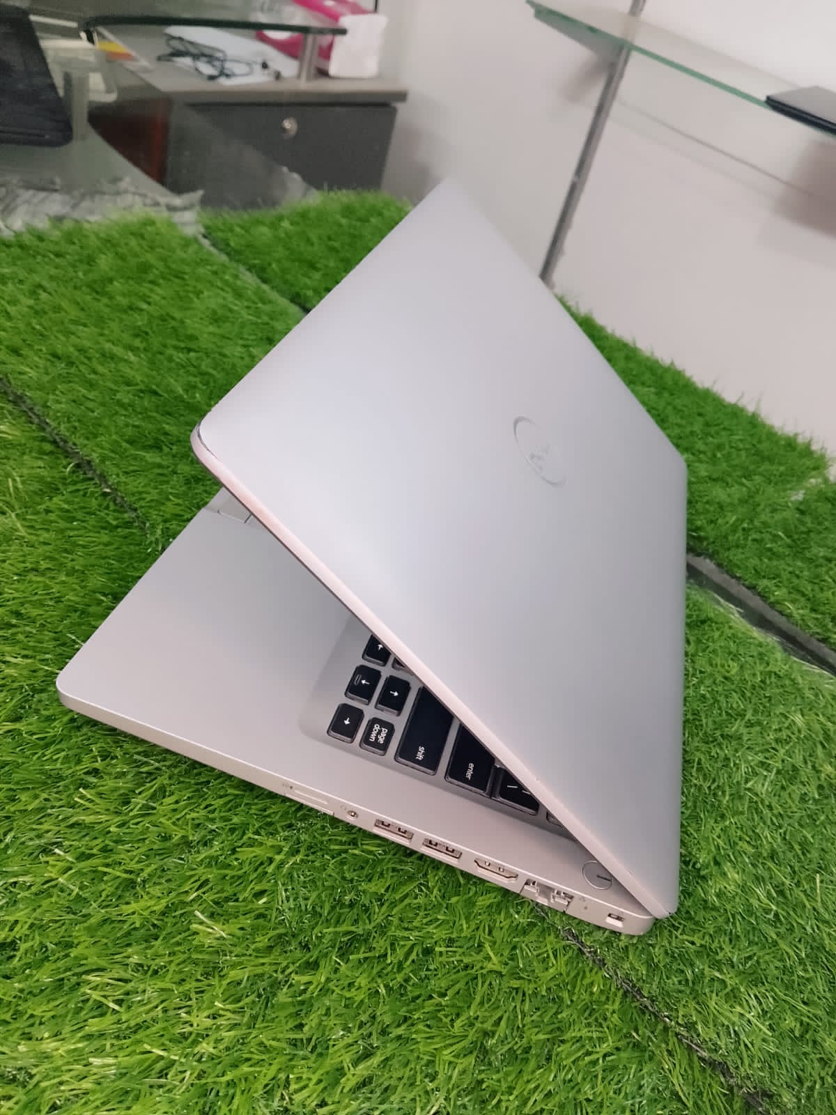 Dell Latitude 5411 - Image 3